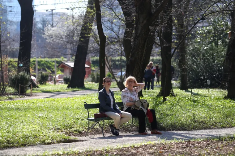 Kakva ljepota u srcu Zagreba: Bajkoviti park oživio pod toplim zrakama sunca