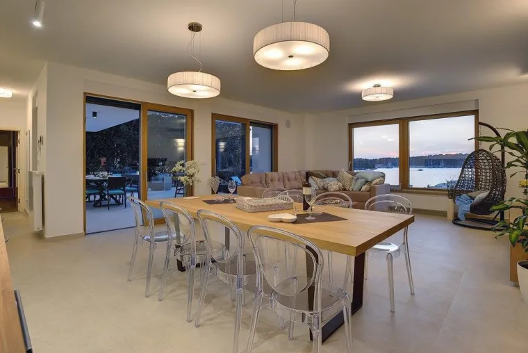 Pogledajte kakvu je rasko&scaron;nu vilu izgradio biv&scaron;i čelnik Uljanika