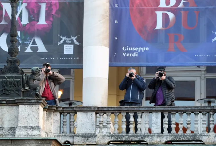 Stotine ljudi prosvjedovalo protiv dodjele doktorata Bandiću: Evo &scaron;to su mu poručili