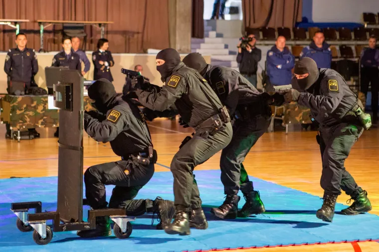 Razmi&scaron;ljate o policijskom zvanju? Evo kako izgleda regrutiranje u njihove redove!