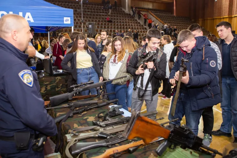 Razmi&scaron;ljate o policijskom zvanju? Evo kako izgleda regrutiranje u njihove redove!