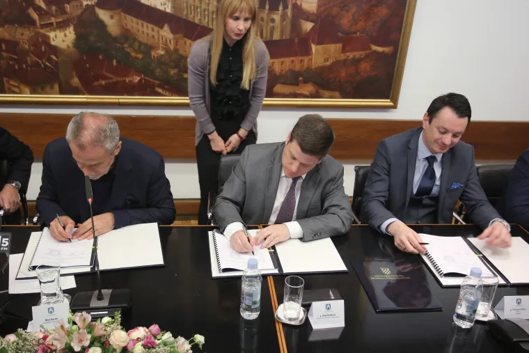 Potpisan ugovor o dodjeli 320 milijuna kuna za rekonstrukciju rotora