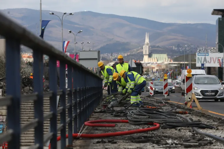 Pogledajte kako napreduju radovi na sanaciji Mosta slobode