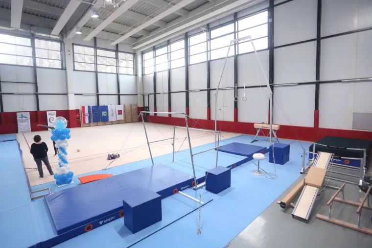 Gimnastička dvorana u Lučkom