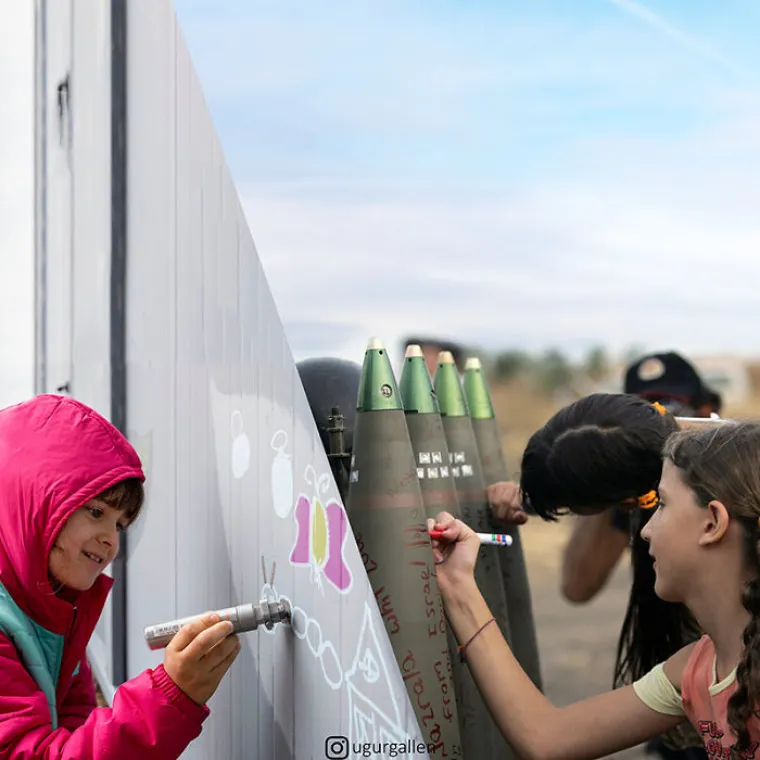 30 slika koje prikazuju kontrast između na&scaron;eg svijeta punog blagostanja i svijeta punog rata