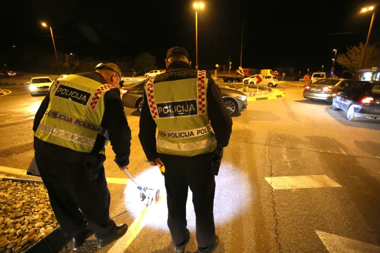 Te&scaron;ka prometna nesreća u Splitu: Dvije osobe ozlijeđene, hitno prevezene u bolnicu