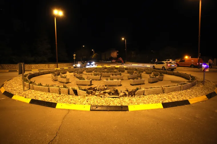 Te&scaron;ka prometna nesreća u Splitu: Dvije osobe ozlijeđene, hitno prevezene u bolnicu