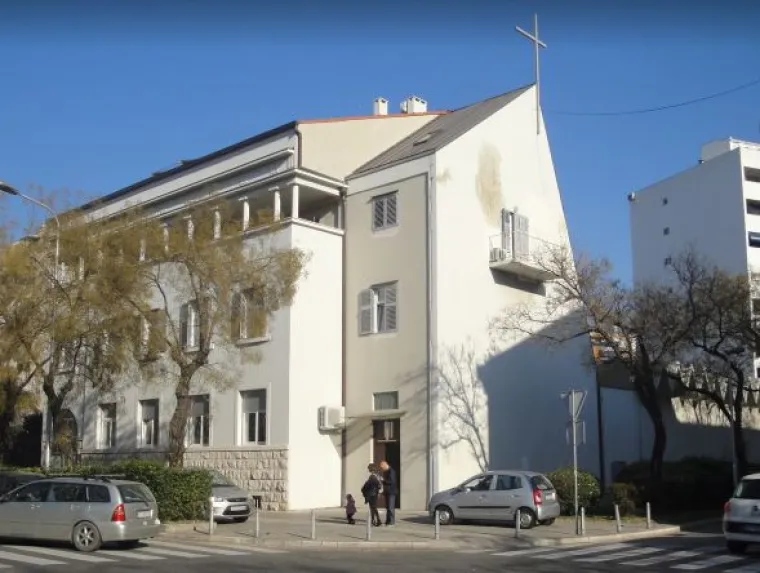 Izgledaju kao silosi, poslovni objekti... Ovo su najružnije crkve u Hrvatskoj
