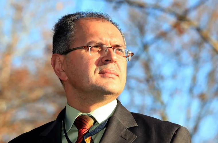 Tihomir Bla&scaron;kić Haagu se predao 1996. godine, a 2000. je osuđen na 45 godina zatvora. Ipak, 2004. izrečena mu je kazna od devet godina i na slobodi je od 2. kolovoza te godine. Anto Nobilo bio je dio njegova odvjetničkog tima