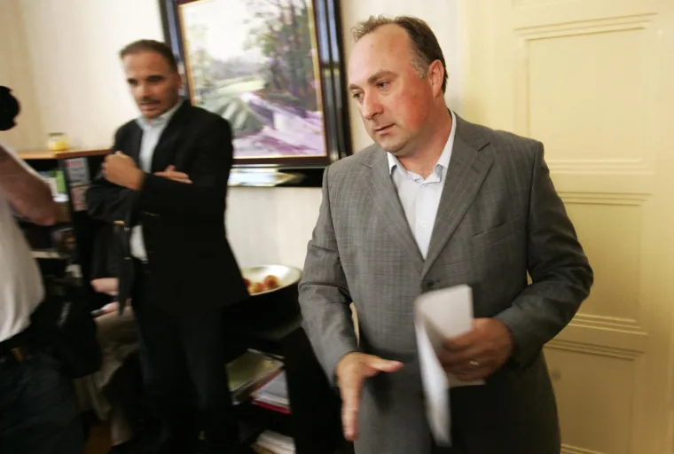 Zagrebački Županijski sud je u listopadu 2010. Polančeca nepravomoćno osudio na 15 mjeseci zatvora, proglasiv&scaron;i ga krivim zbog isplate pola milijuna kuna za nepotrebnu stručnu studiju, no Vrhovni mu je sud smanjio kaznu za pet mjeseci. Kao olakotnu okolnost sud je uzeo motiv zbog kojega je prekr&scaron;io zakon, a to je poku&scaron;aj rje&scaron;avanja statusa radnika vukovarskog "Borova" srpske nacionalnosti. Branio ga je otpočetka procesa Anto Nobilo, kao &scaron;to ga zastupa i u "aferi Spice", koja traje od 2009. i sumnja se da je njena vrijednost 40 milijuna kuna