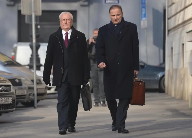 Josip Perković, uz Zdravka Mustača, pravomoćno je osuđen na doživotnu zatvorsku kaznu zbog ubojstva emigranta Stjepana Đurekovića kod M&uuml;nchena 1983. godine. Proces je počeo 1. siječnja 2014. i otpočetka se u njega uključio Anto Nobilo