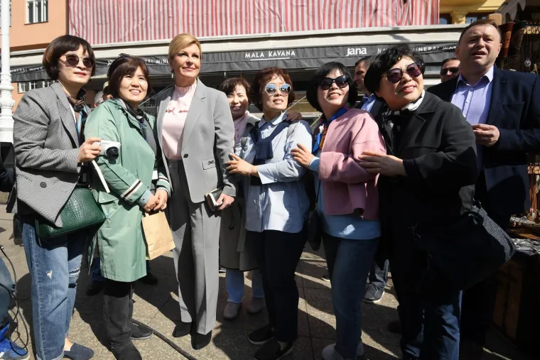 Predsjednica blistala na sajmu Hrvatskih otočnih proizvoda