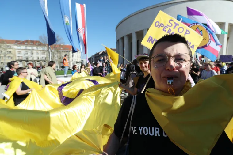 U ZAGREBU ODRŽAN PRVI BALKANSKI TRANS INTER MAR&Scaron;: 'HZZO, daj pič**!'