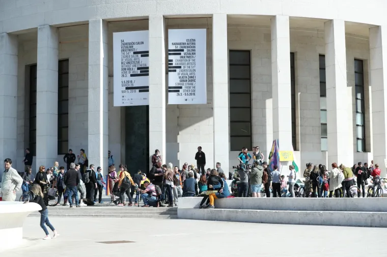 U ZAGREBU ODRŽAN PRVI BALKANSKI TRANS INTER MAR&Scaron;: 'HZZO, daj pič**!'