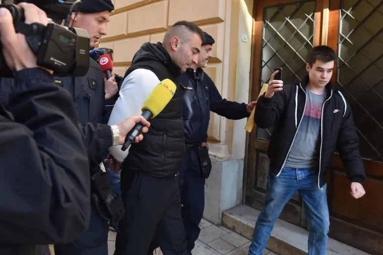 Daruvarac izveden pred suca istrage: 'Nisam kriv, smje&scaron;taju mi'