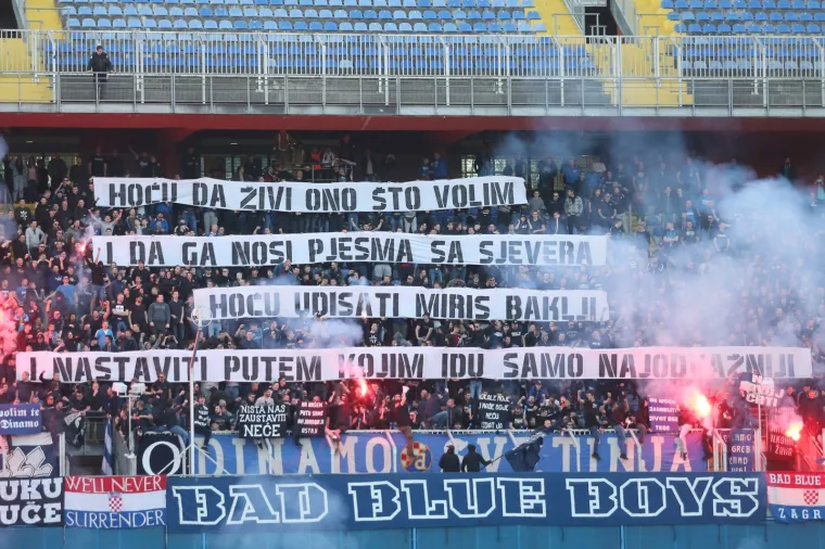 Vikend na tribinama. BBB se prisjetili pokojnih Ćustića i Despića, Torcida skupljala priloge za Milu, nisu izostale velike bakljade