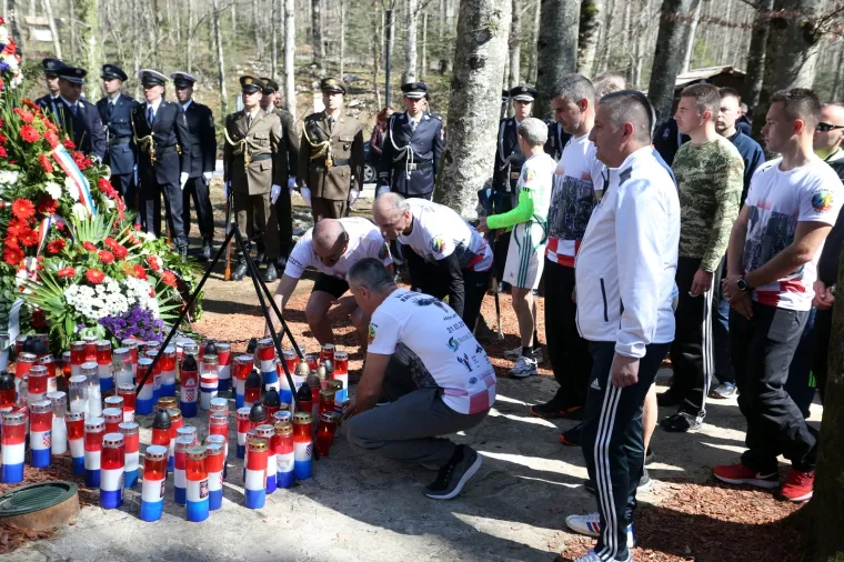 POLITIČKI VRH STIGAO NA PLITVICE: Evo tko je sve bio na obilježavanju 28. obljetnice akcije Plitvice i pogibije 1. hrvatskog redarstvenika