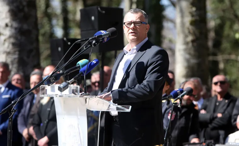 POLITIČKI VRH STIGAO NA PLITVICE: Evo tko je sve bio na obilježavanju 28. obljetnice akcije Plitvice i pogibije 1. hrvatskog redarstvenika