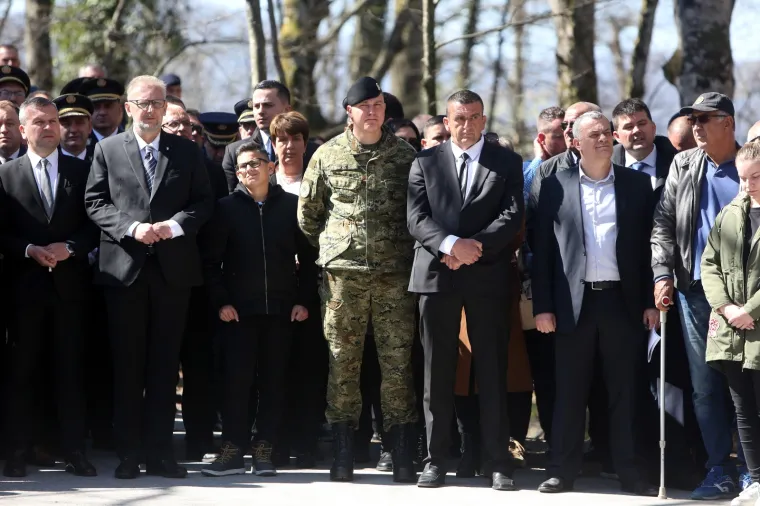 POLITIČKI VRH STIGAO NA PLITVICE: Evo tko je sve bio na obilježavanju 28. obljetnice akcije Plitvice i pogibije 1. hrvatskog redarstvenika
