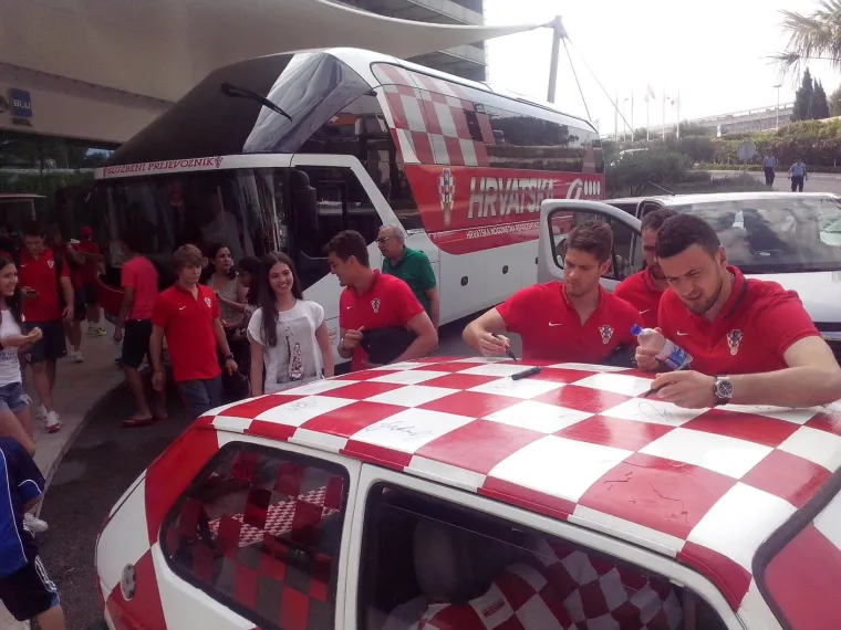 Veliko srce! Vatreni navijač za liječenje Mile Rončević ponudio najvrednije &scaron;to ima