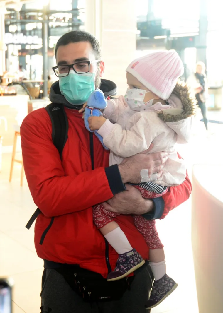 Dočekali je velikim pljeskom: Mila krenula na eksperimentalno liječenje