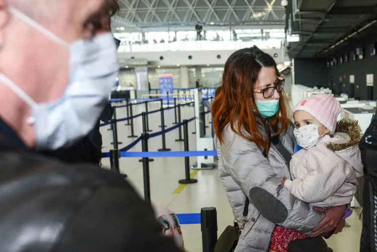Dočekali je velikim pljeskom: Mila krenula na eksperimentalno liječenje