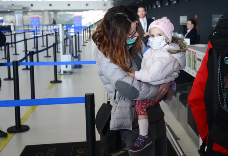 PUTNICI IH ISPRATILI PLJESKOM: Malena Mila i roditelji odletjeli u Philadelphiju