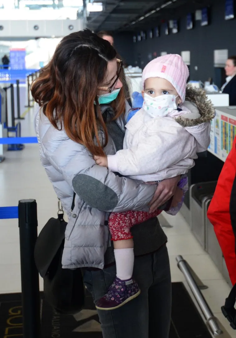 PUTNICI IH ISPRATILI PLJESKOM: Malena Mila i roditelji odletjeli u Philadelphiju