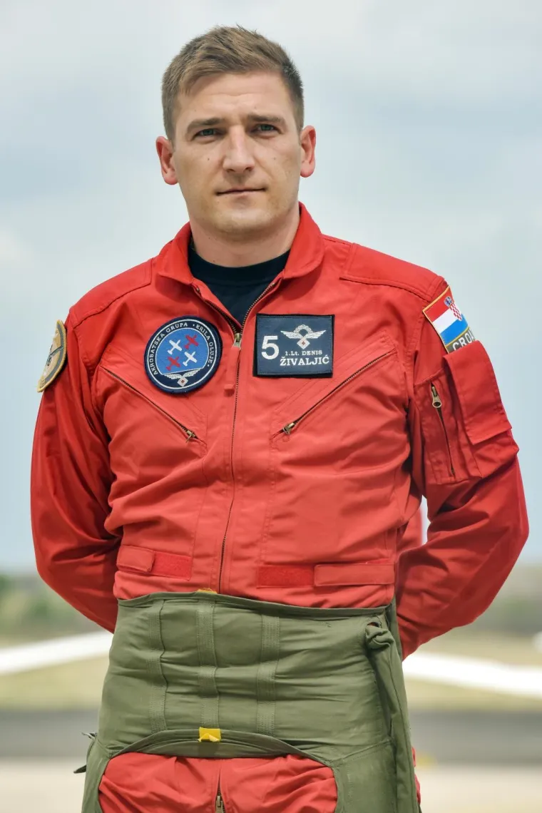 Ostavljaju bez daha: Krila oluje i talijanski 'Frecce Tricolori' letjeli iznad Zadra