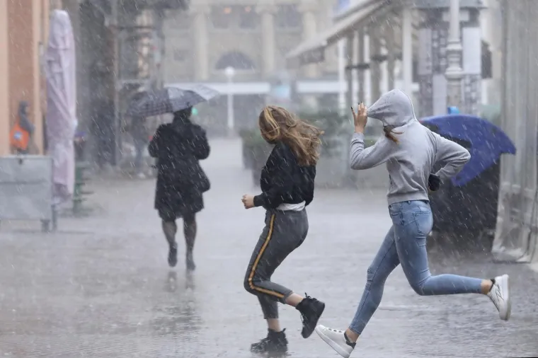 05.04.2019., Zagreb - Jako nevrijeme sa ki&scaron;om i tučom oko 14:45 pogodilo Zagreb.
Photo: Patrik Macek/PIXSELL