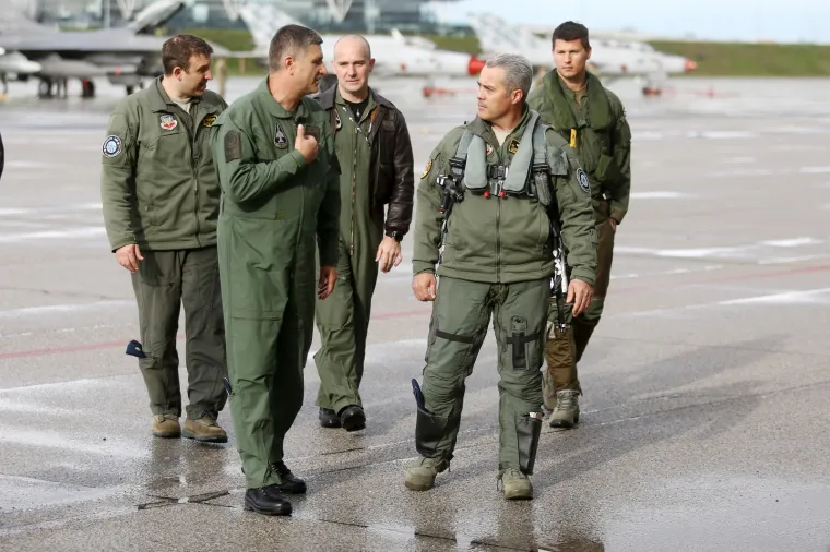 DVA F-16 IPAK SLETJELI NA PLESO: Nažalost, samo u su u posjeti