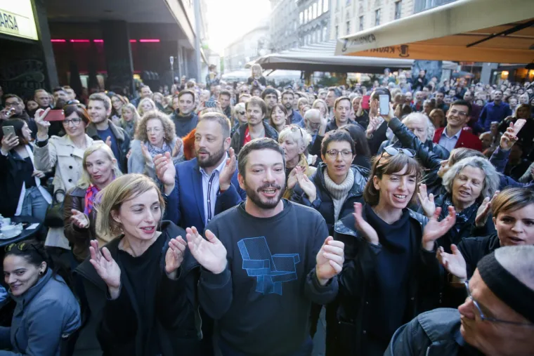 Zagrepčani prosvjedovali protiv zatvaranja Kina Europe: 'Kokice, a ne &scaron;ljokice!'