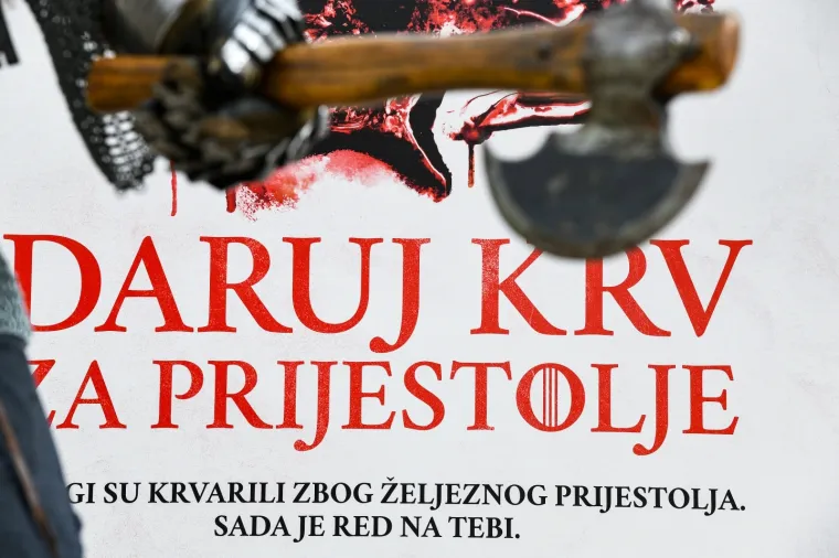 HBO je na zagrebačkom Zrinjevcu organizirao dobrovoljno darivanje krvi pod nazivom "Daruj krv za prijestolje"