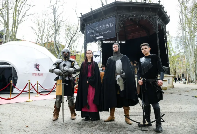 HBO je na zagrebačkom Zrinjevcu organizirao dobrovoljno darivanje krvi pod nazivom "Daruj krv za prijestolje"