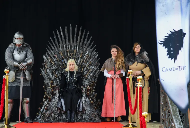 HBO je na zagrebačkom Zrinjevcu organizirao dobrovoljno darivanje krvi pod nazivom "Daruj krv za prijestolje"