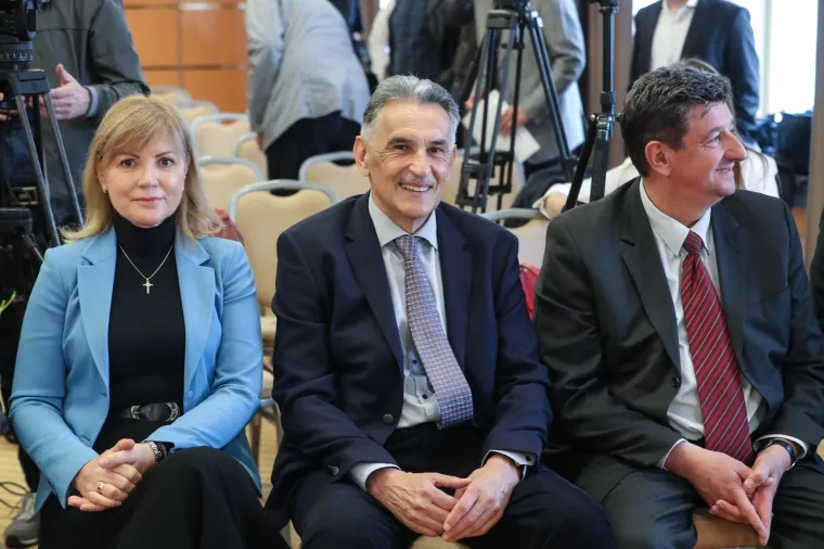 Hrvatska desnica predstavila adute za europske izbore: Ruža Toma&scaron;ić, general i biv&scaron;a časna sestra