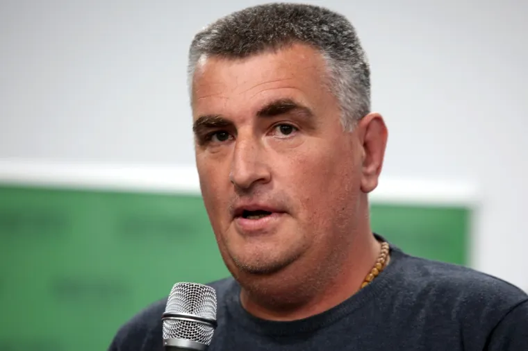 Mostov izborni program pod sloganom "Zemlja borbe vrijedna"