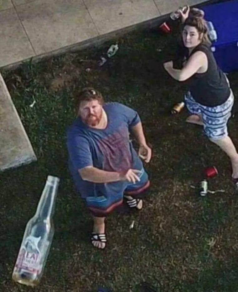 AKO STE MISLILI DA VI IMATE SUSJEDE IZ PAKLA, POGLEDAJTE TEK NJIHOVE: Javno se požalili stvarima koje moraju trpjeti