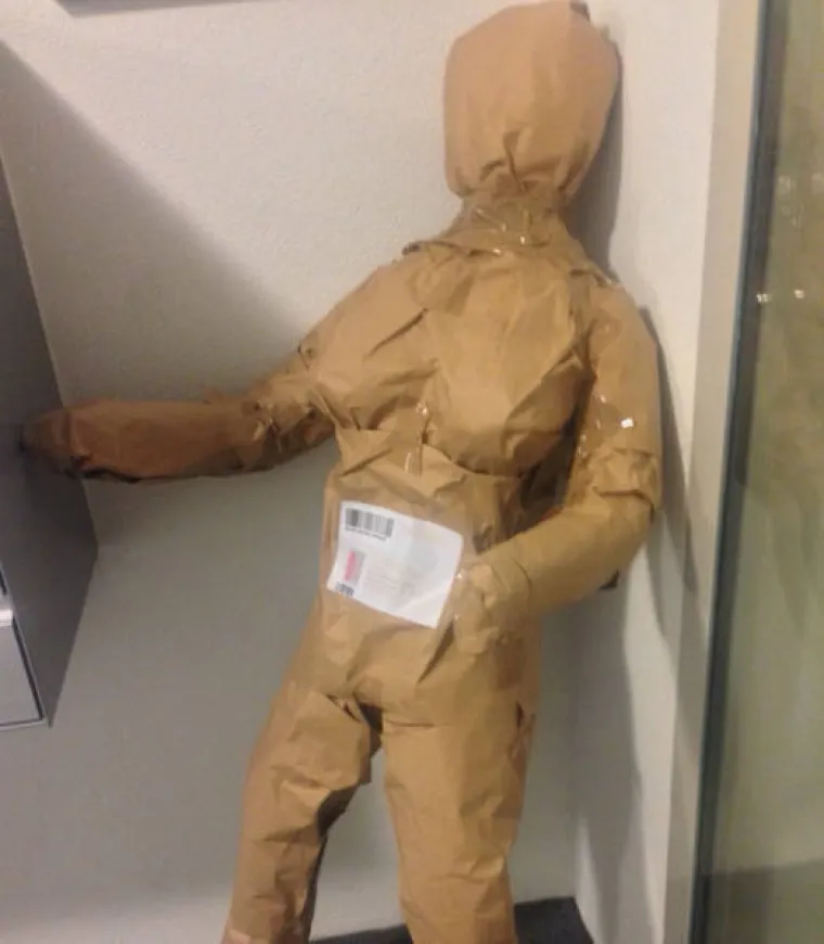 AKO STE MISLILI DA VI IMATE SUSJEDE IZ PAKLA, POGLEDAJTE TEK NJIHOVE: Javno se požalili stvarima koje moraju trpjeti