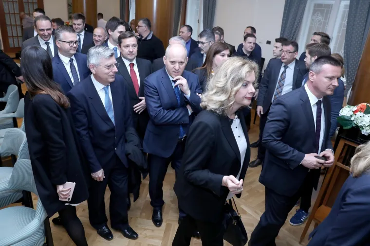 HDZ predao listu za europske izbore: Plenković uputio znakovitu poruku nezadovoljnicima i 'stranačkim kapitalcima'