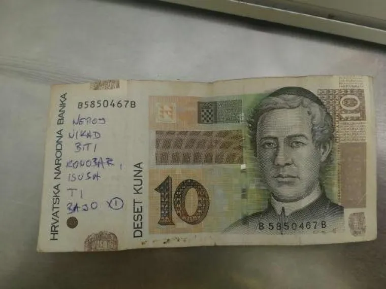 'I tebe sam sit kafano': 30 slika koje savr&scaron;eno opisuju konobarski život