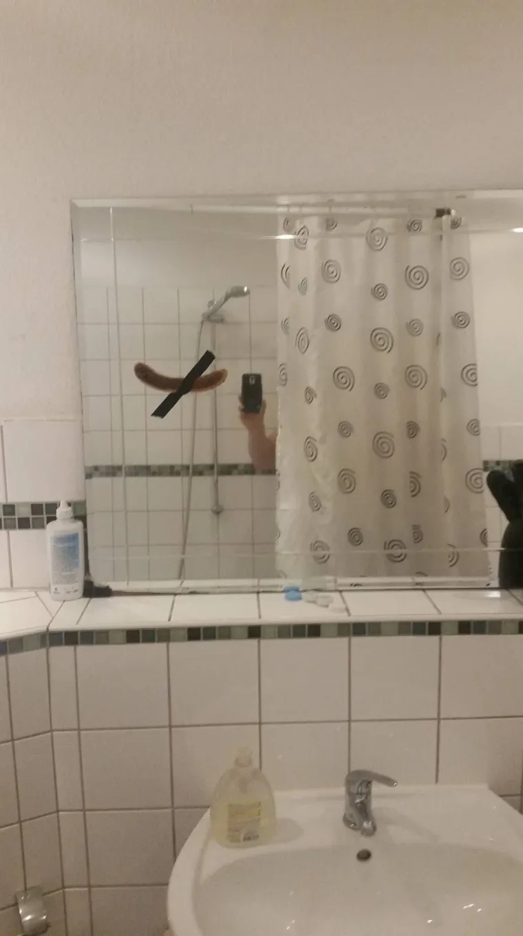 30 urnebesnih slika ljudi koji pokušavaju prodati svoja zrcala na Facebooku