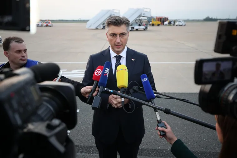 KINESKI PREMIJER S DELEGACIJOM OD 250 LJUDI SLETIO U HRVATSKU: Dočekao ga premijer Andrej Plenković