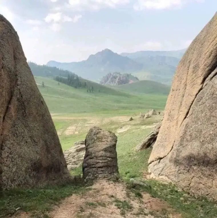 'Ide Denis, visi mu...': 25 slika na kojima uopće nisu falusi, ali stvarno
