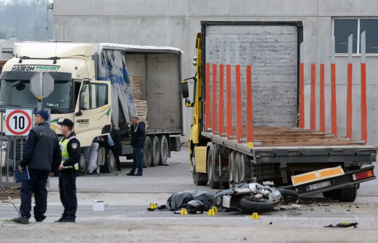 TRAGEDIJA U KU&Scaron;TANIMA: 20-godi&scaron;nji motociklist poginuo u sudaru s kamionom u blizini kuće