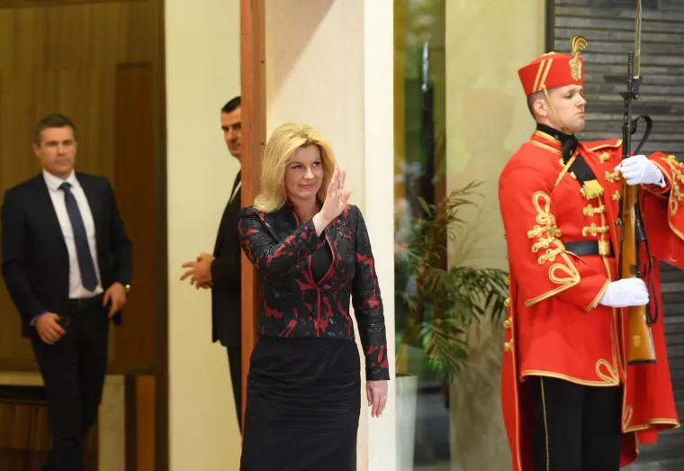 Ležerna predsjednica: Transformacija Kolinde Grabar-Kitarović koja je go&scaron;će iz Kine bacila u drugi plan