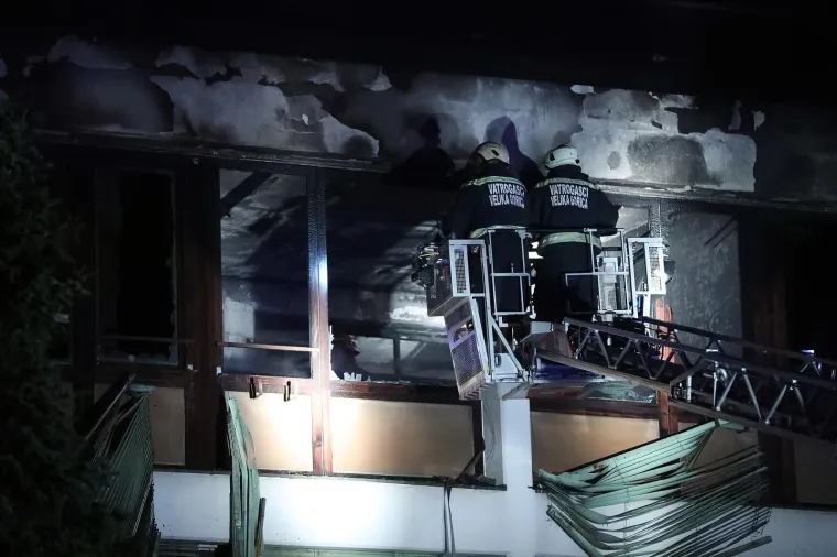 Požar u Velikoj Gorici: Zapalio se napu&scaron;teno komunalno poduzeće!