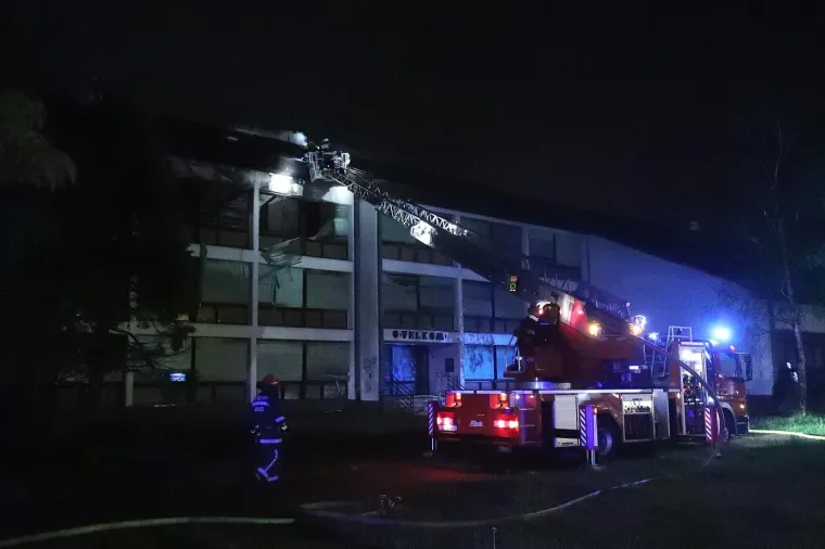 Požar u Velikoj Gorici: Zapalio se napu&scaron;teno komunalno poduzeće!