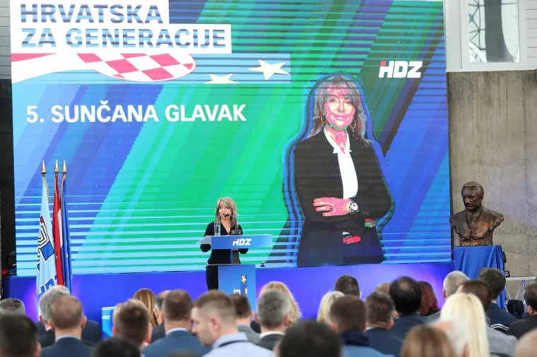 POLITIČKI SKUP U ZAGREBU: Karlo Ressler predstavljen kao kandidat HDZ-a za EU izbore