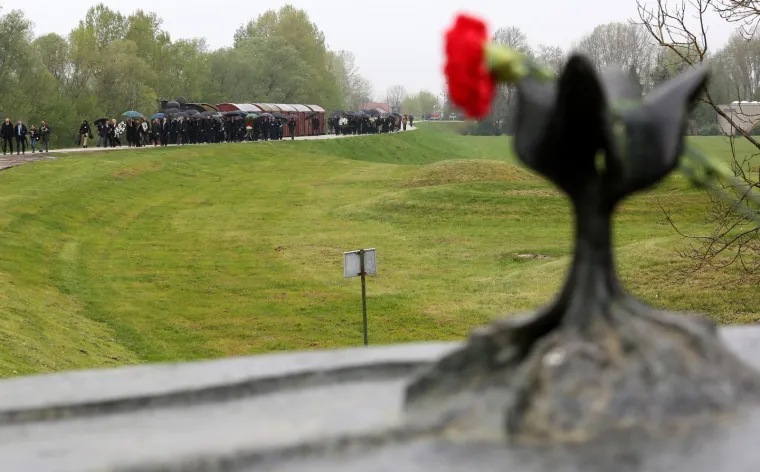 U Jasenovcu održana službena državna komemoracija u znak sjećanja na žrtve usta&scaron;kog logora